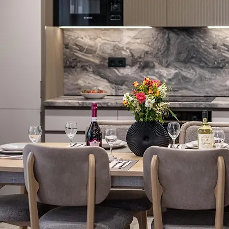 Aria Luxury Apartmet 아파트