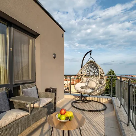 Aria Luxury Apartmet 아파트