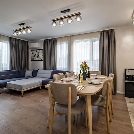 아파트 Aria Luxury Apartmet *